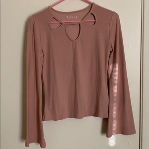 pink Mudd top with wide sleeves
